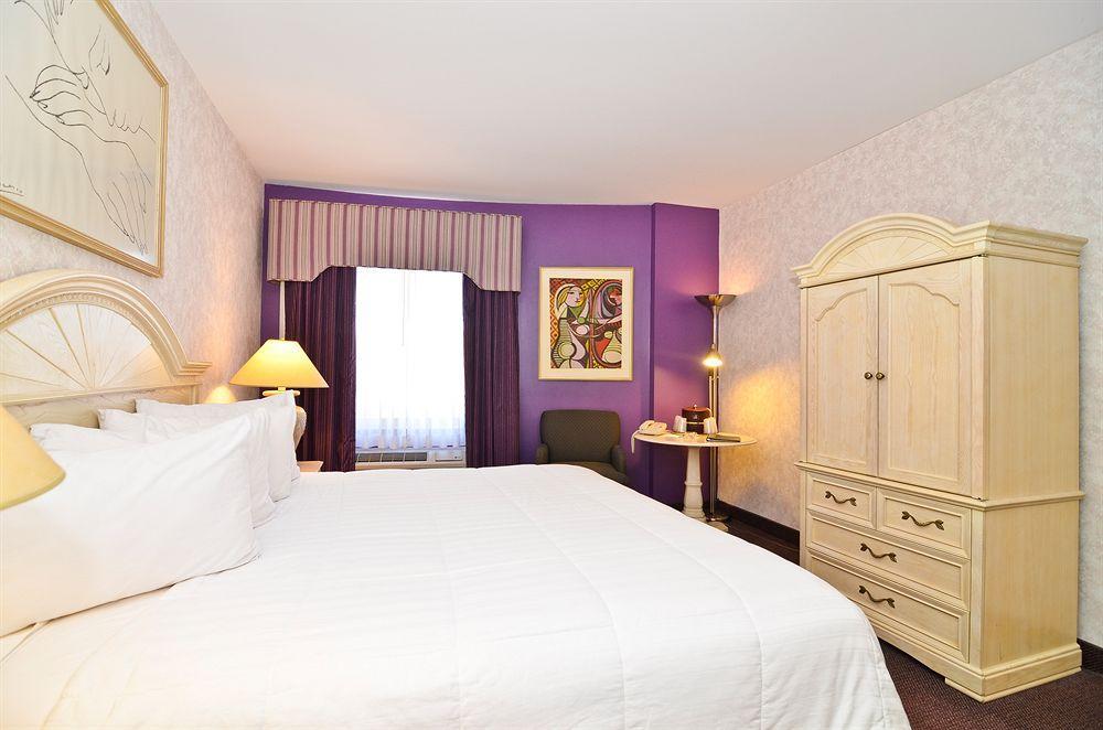 Best Western On The Avenue Буффало Номер фото