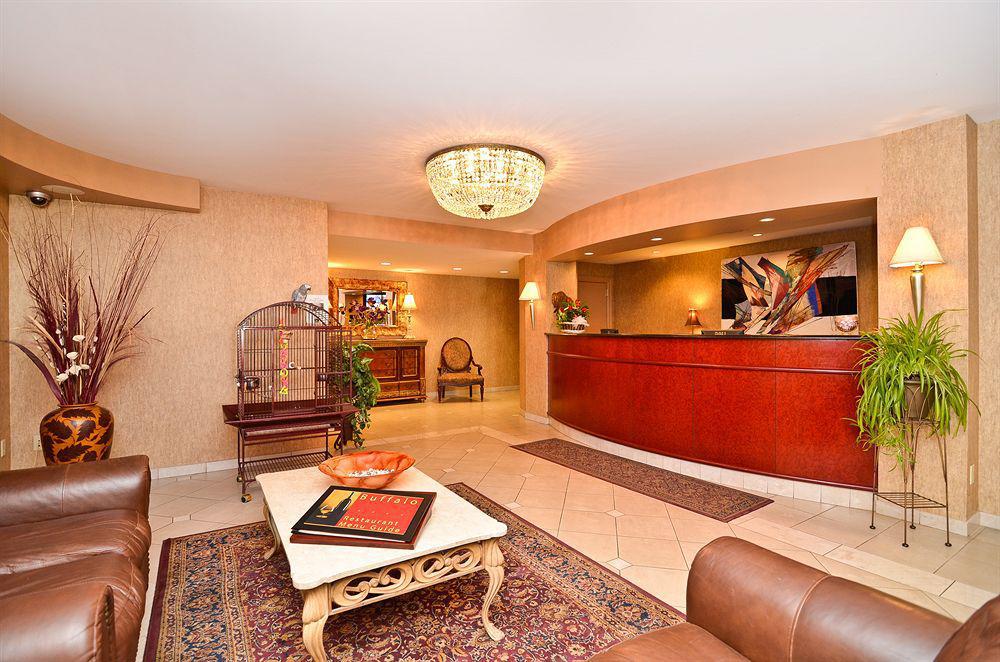 Best Western On The Avenue Буффало Интерьер фото